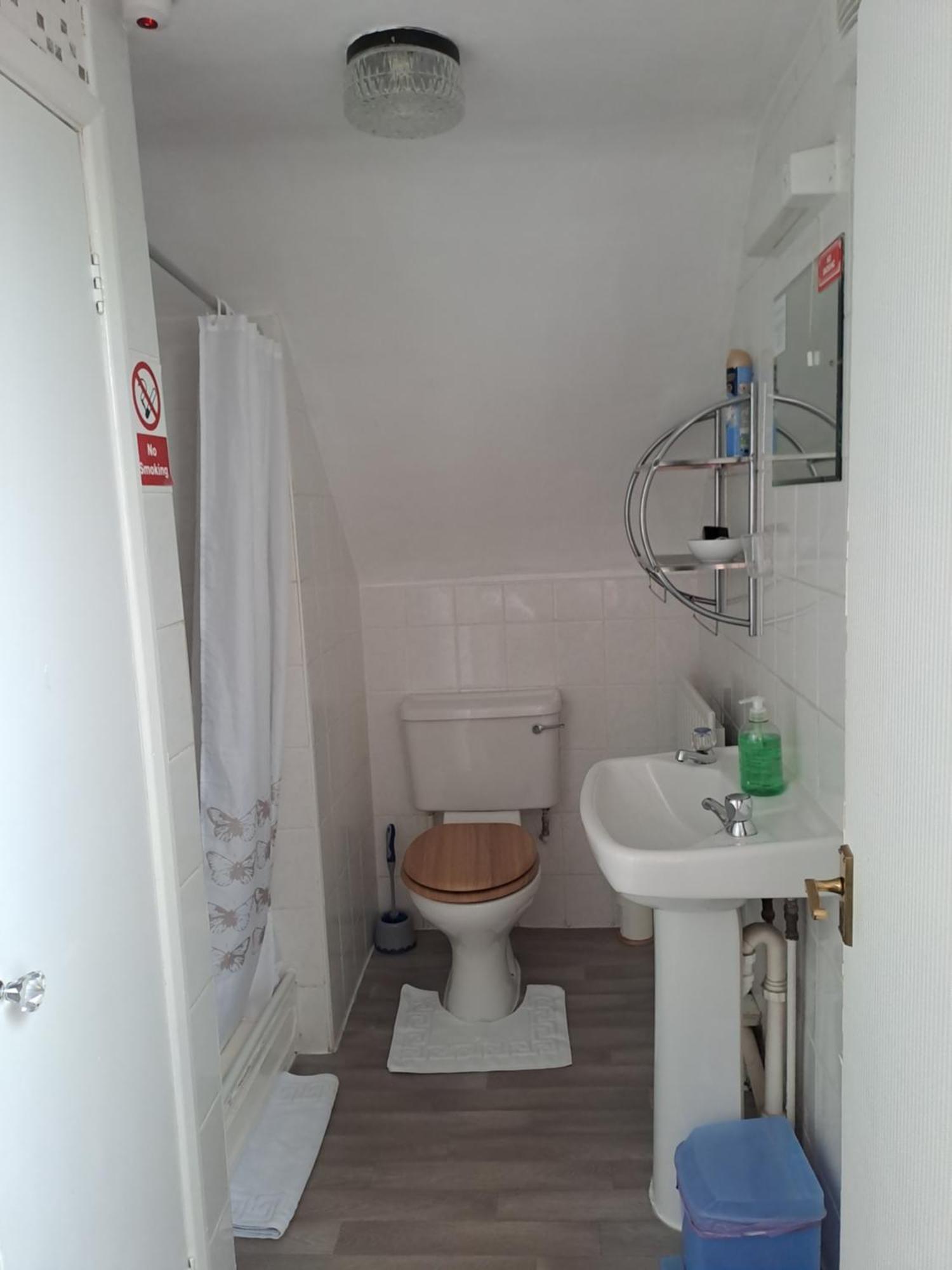 The Sandgate Guest house 3*